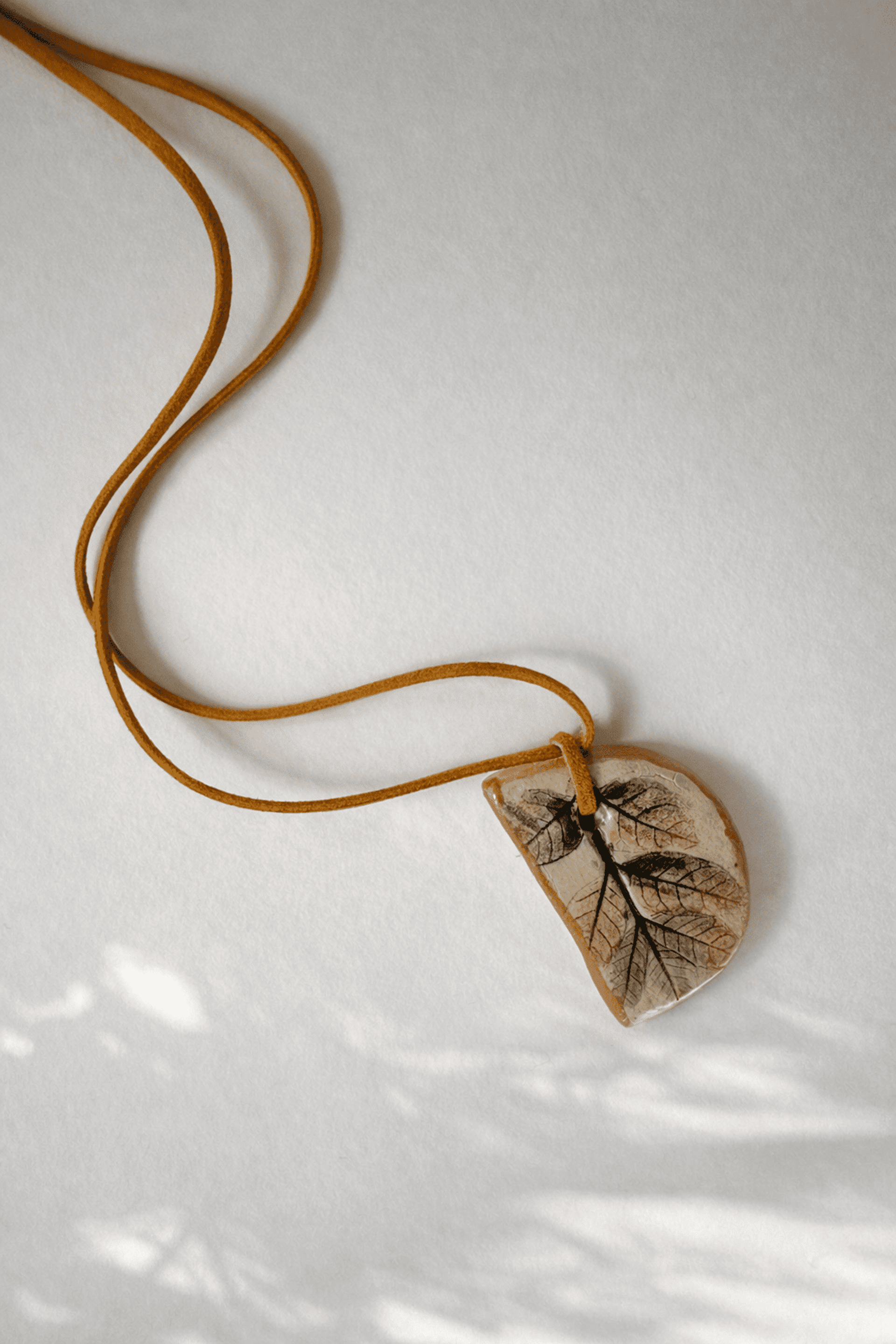 Collar de Porcelana pintado a mano - 2