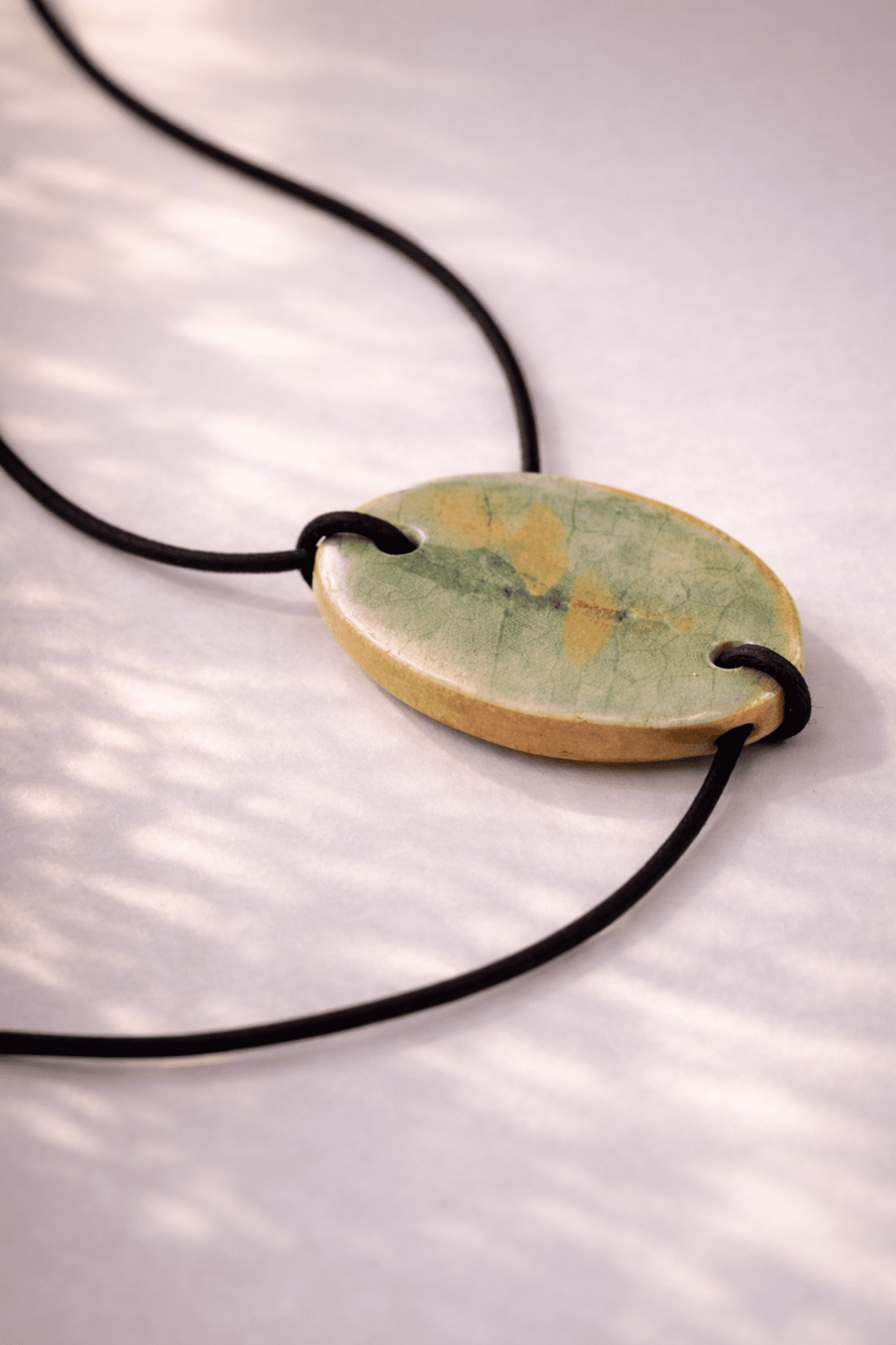 Collar de porcelana motivos botánicos - 1