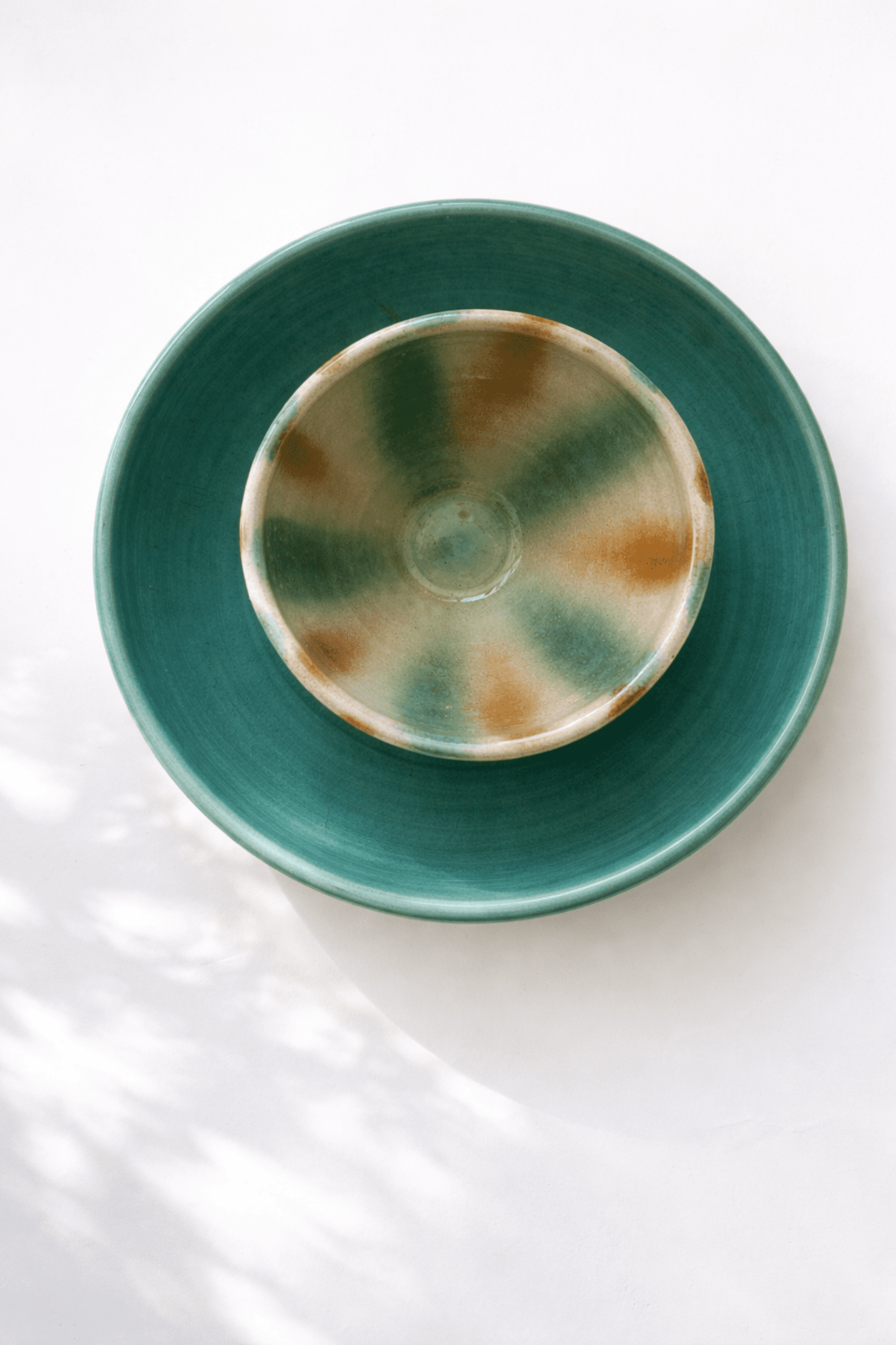 Conjunto de plato verde y mini cuenco en tonos verdes - 1